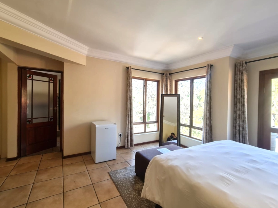 To Let 4 Bedroom Property for Rent in Eagles Landing North West